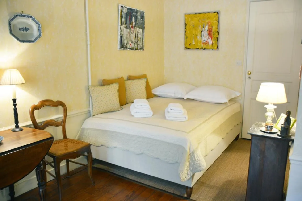 Rue Du Bac - St Germain Apartment Paris